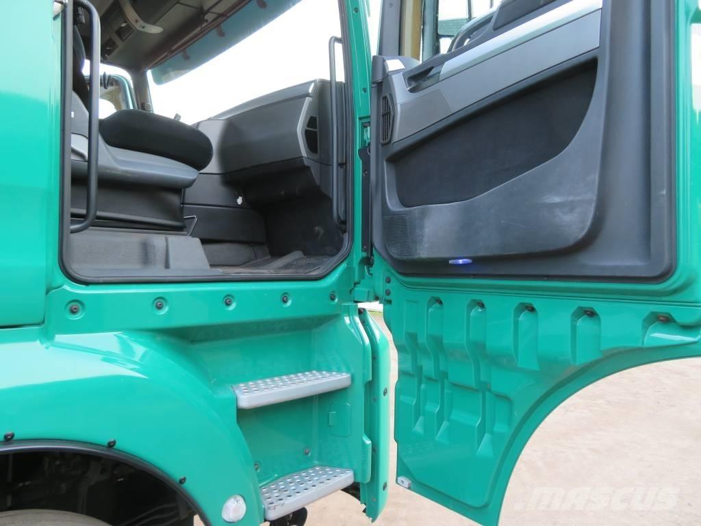 MAN TGX 33.480 Camion trasporto legname