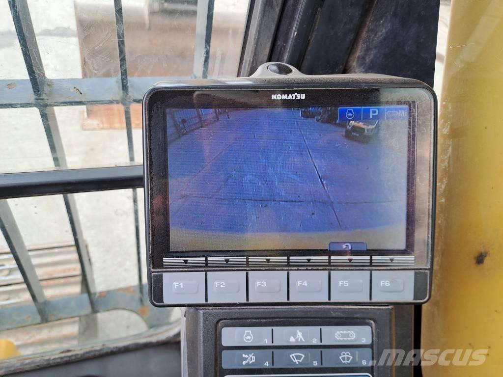 Komatsu HB 215 LC-2 Escavatori cingolati