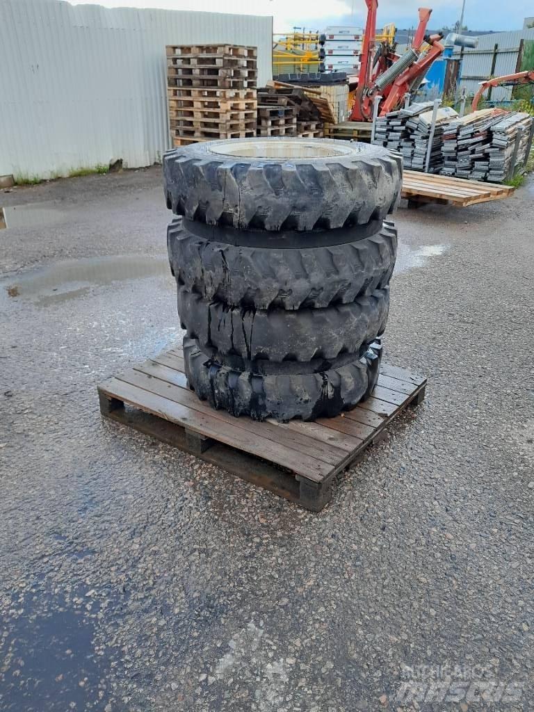Mitas 8,25-20 Hjul Pneumatici, ruote e cerchioni