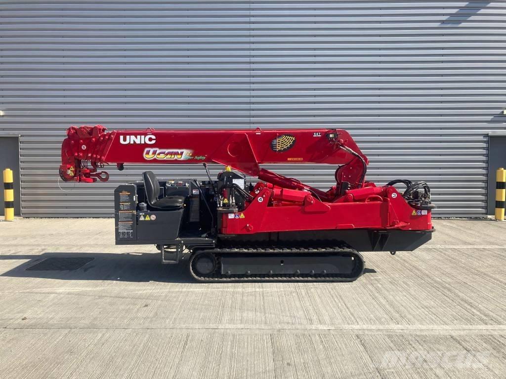 Unic URW-547 Mini gru