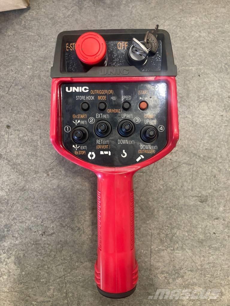 Unic URW-547 Mini gru