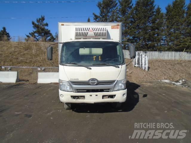 Hino 155 D Camion a temperatura controllata