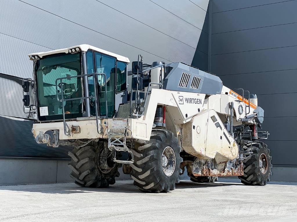 Wirtgen WR 240I Riciclatori d'asfalto
