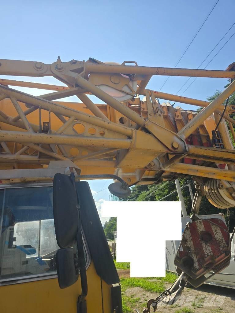Liebherr LTM 1090 Gru per tutti i terreni