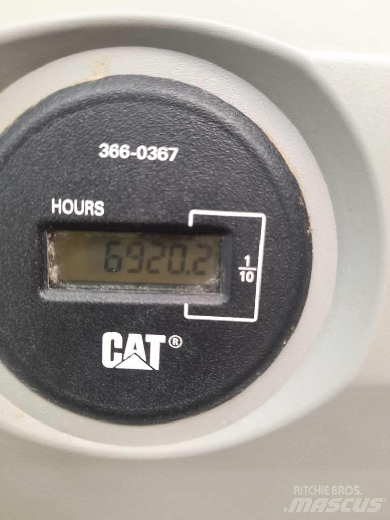 CAT 326 F Escavatori cingolati