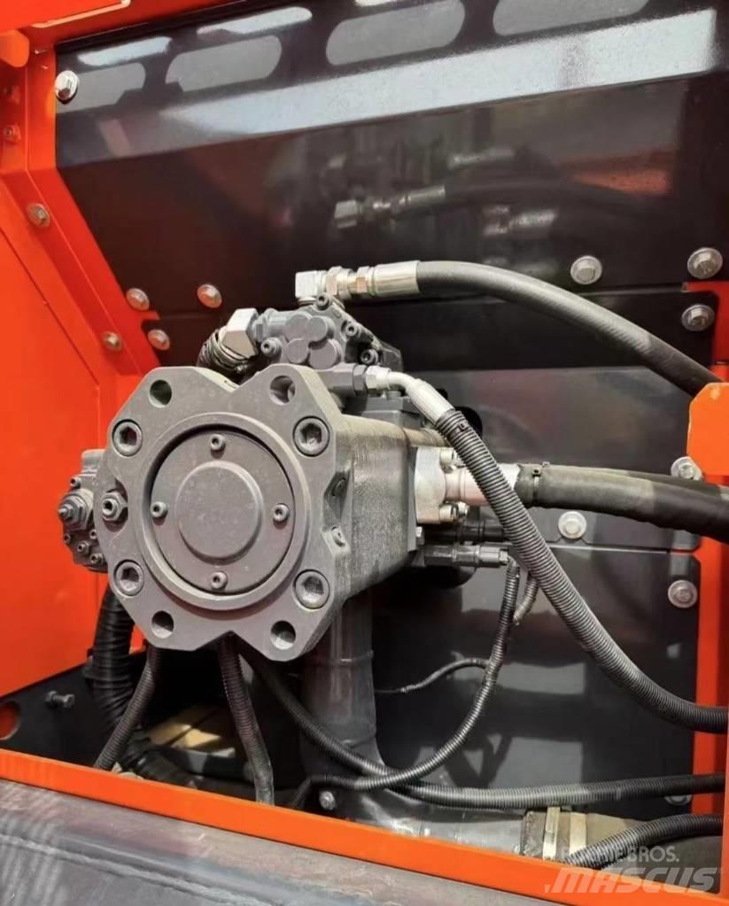 Doosan DX 225 Escavatori cingolati