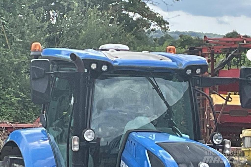 New Holland T 7.210 Trattori