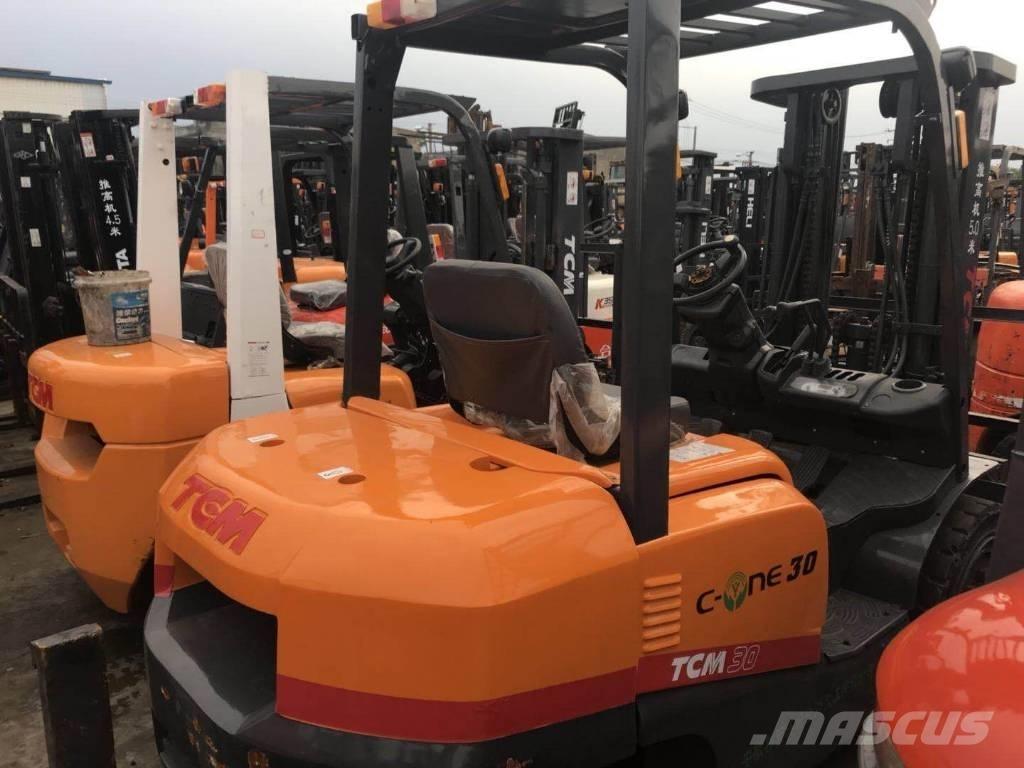 TCM FD 30 Carrelli elevatori diesel