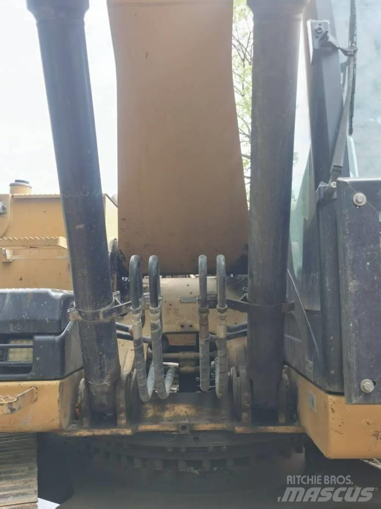 CAT 320 D L Escavatori cingolati