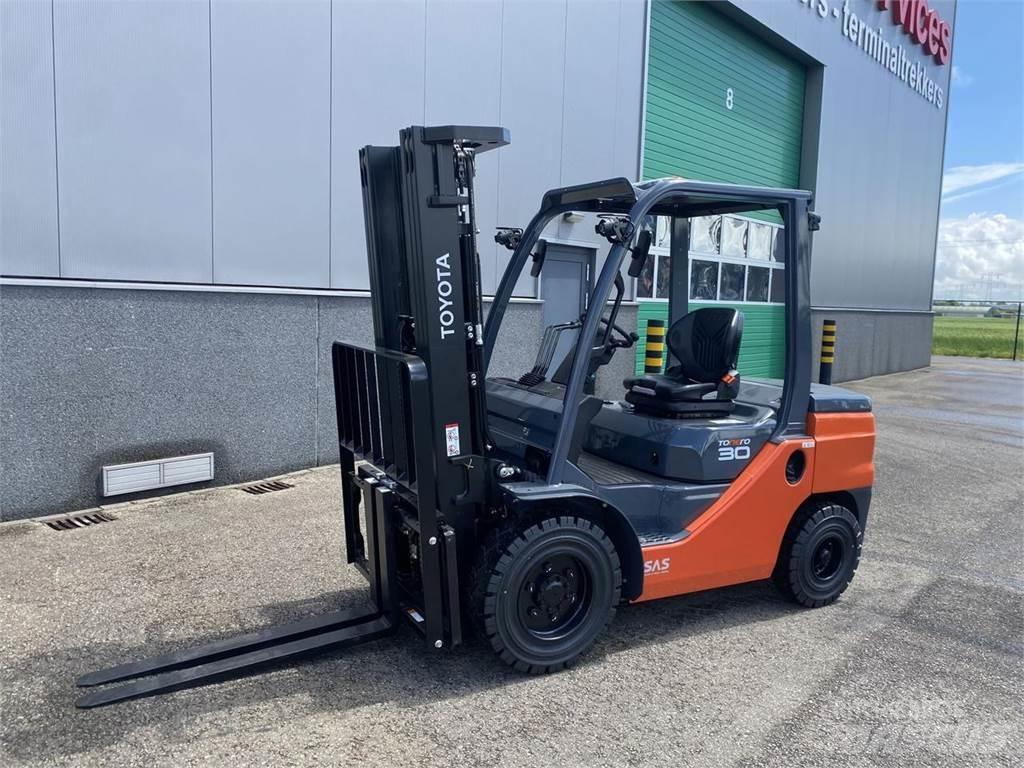 Toyota 52-8FDF30 Carrelli elevatori diesel