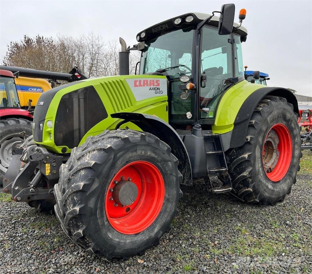 CLAAS Axion 840 Trattori