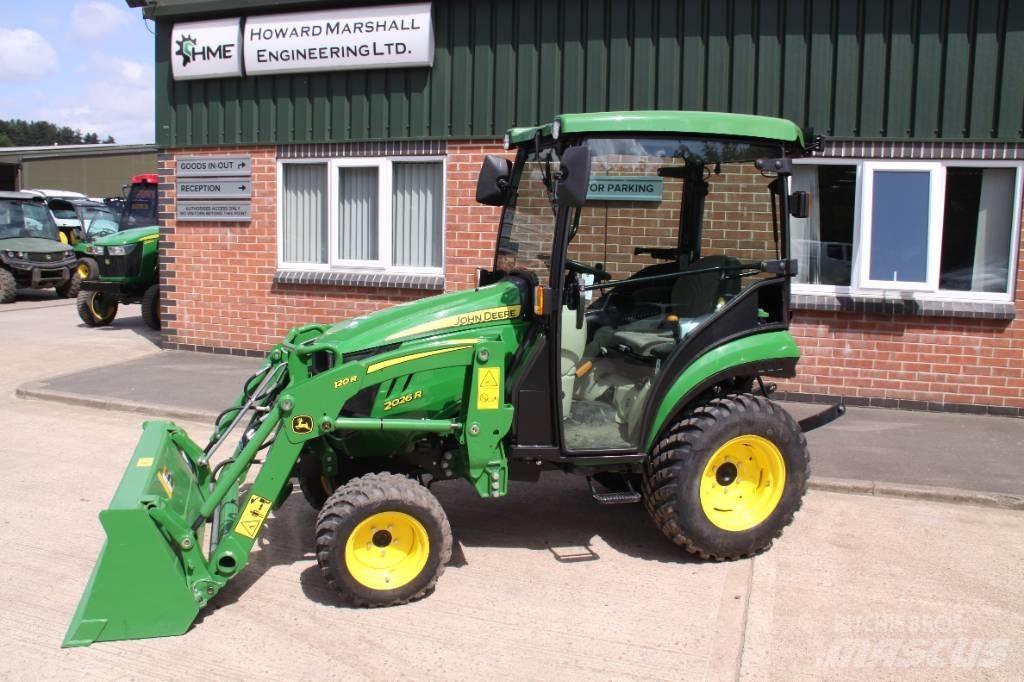 John Deere 2026R Trattori