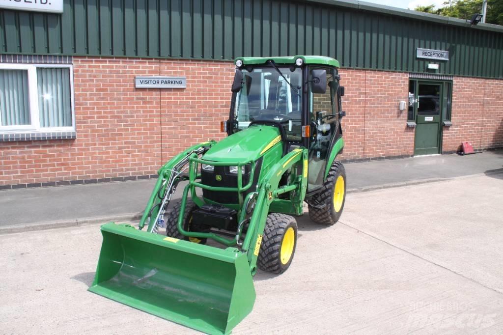 John Deere 2026R Trattori