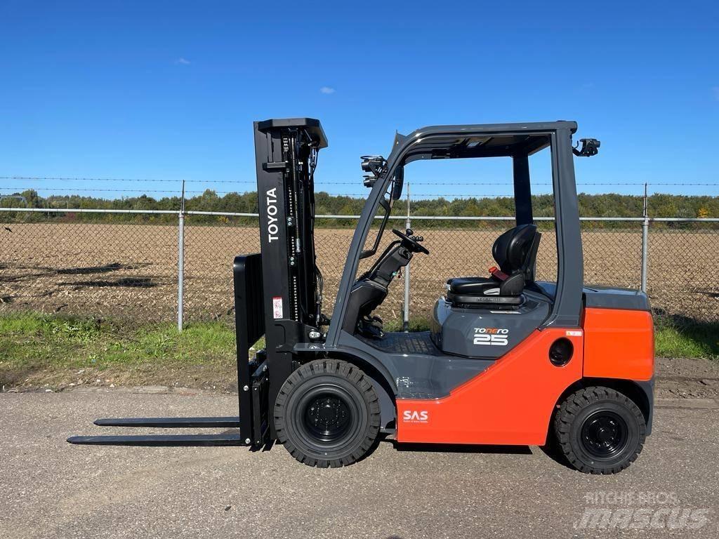 Toyota 8 FD F 25 Carrelli elevatori diesel