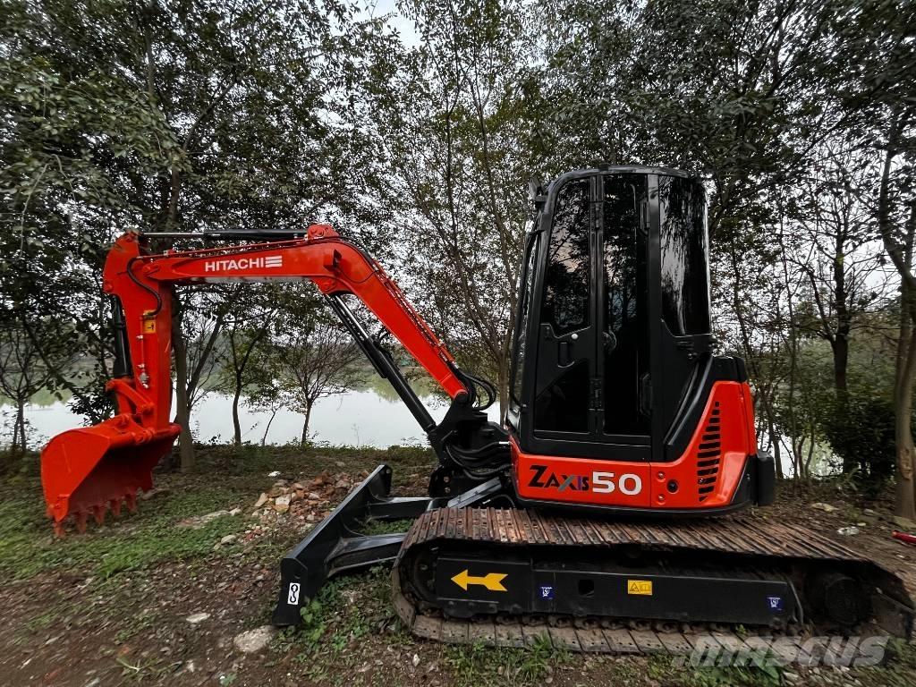Hitachi ZX 50 U Miniescavatori