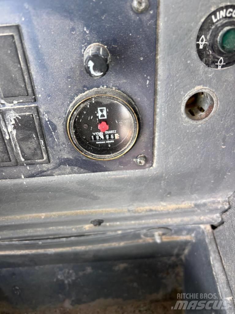Volvo L 120 C Pale gommate