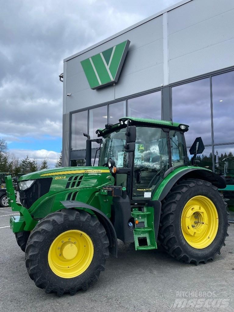 John Deere 6130R Trattori