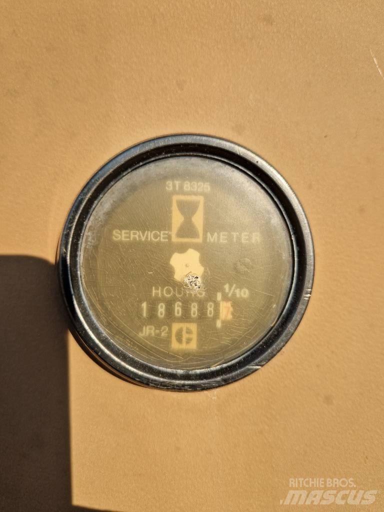 CAT 225 D LC Escavatori cingolati