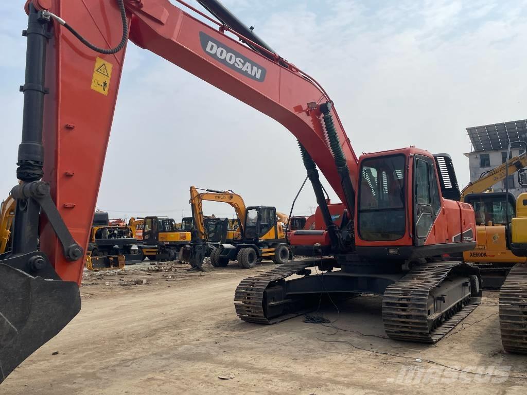 Doosan DX 300 Escavatori cingolati