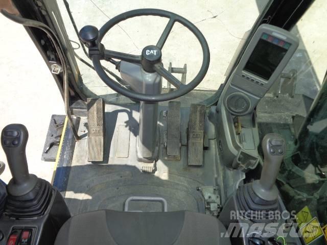 CAT M 318 D Escavatori gommati