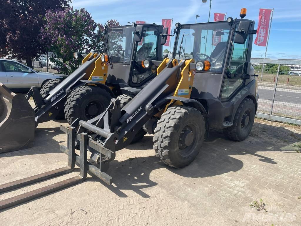 Mecalac AX 700 Pale gommate