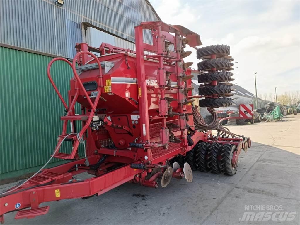Horsch Pronto 6 DC Perforatrici