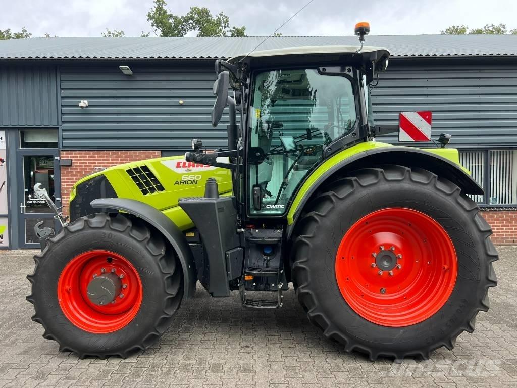 CLAAS Arion 660 Trattori