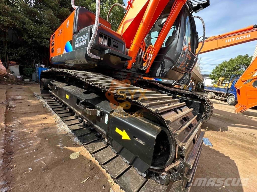 Hitachi EX 200 Escavatori cingolati