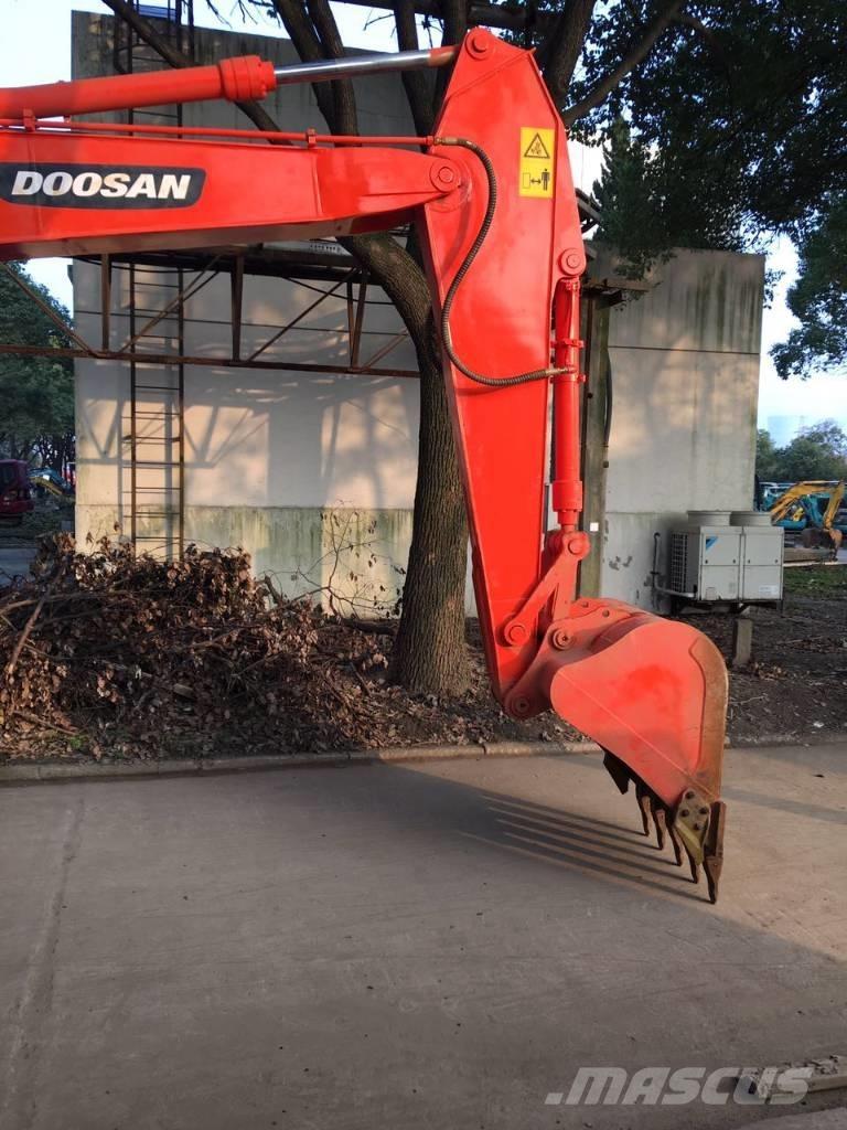 Doosan dh150w-7 Escavatori gommati