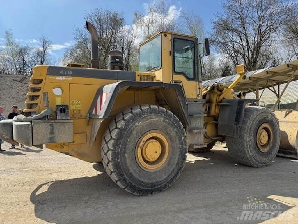 Komatsu WA 470-3H Pale gommate
