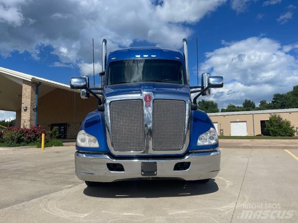 Kenworth T 680 Motrici e Trattori Stradali