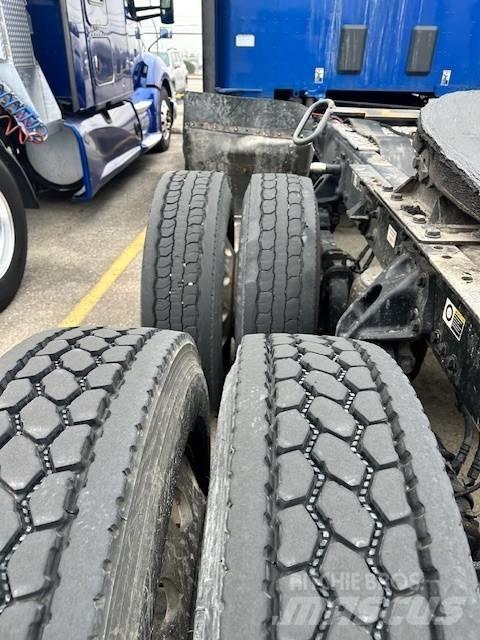 Kenworth T 680 Motrici e Trattori Stradali