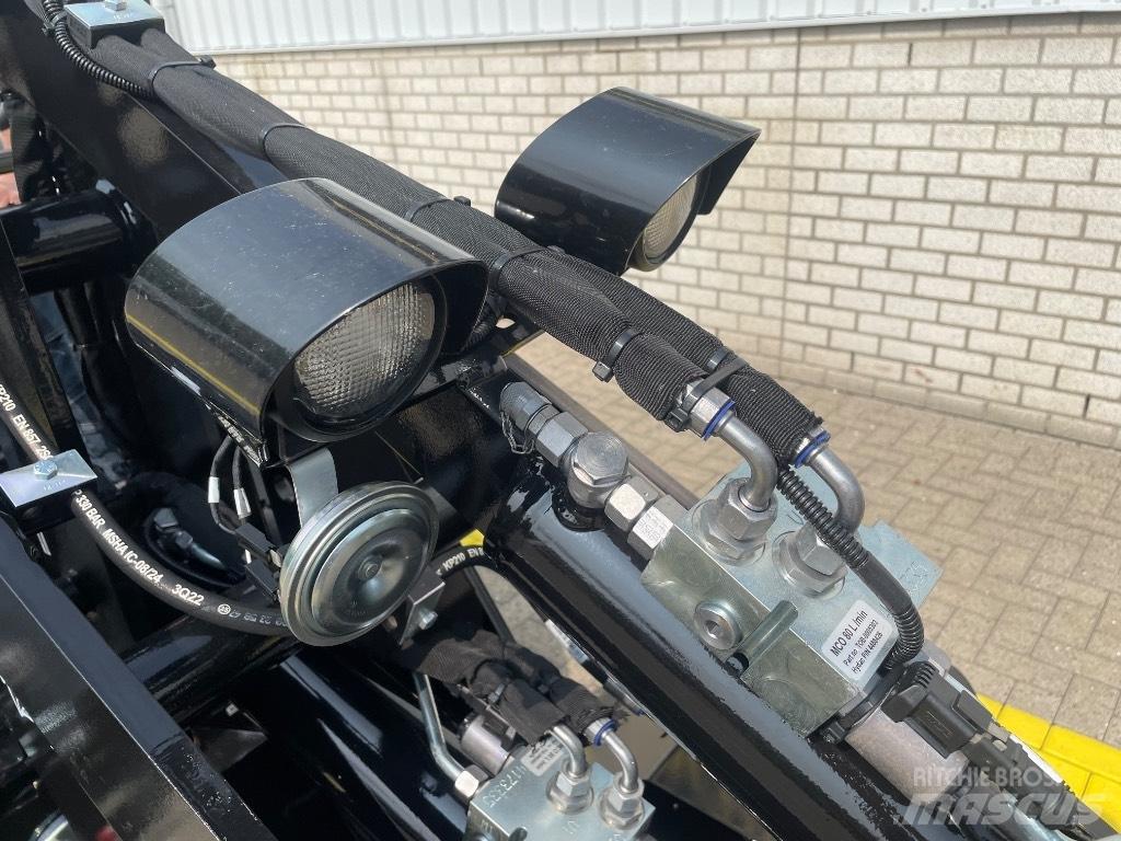 GiANT G 2200 E Pale gommate
