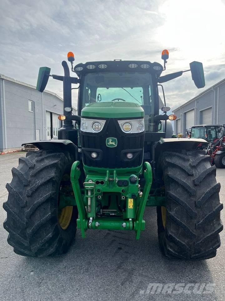 John Deere 6 R 165 Trattori