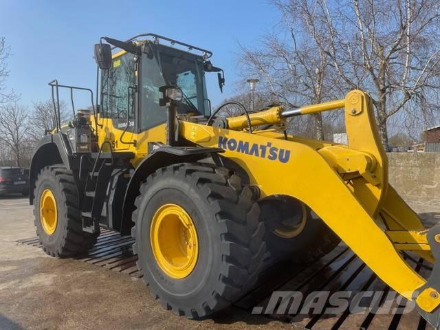 Komatsu WA 380-8 Pale gommate