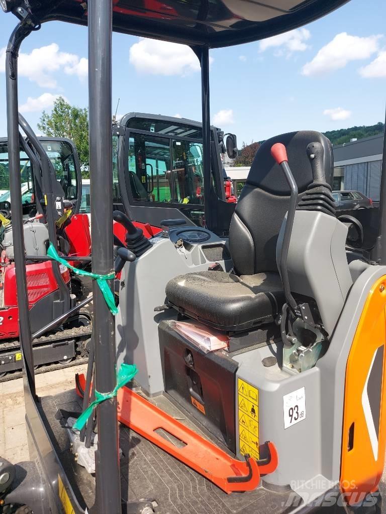 Develon DX 17 Z Miniescavatori