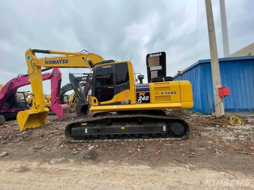 Komatsu PC 240 Escavatori cingolati