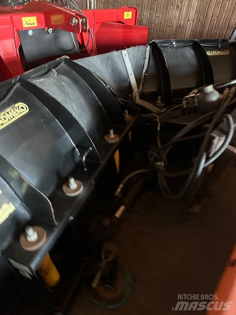 Gradmeko 320 v Lame spazzaneve e aratri