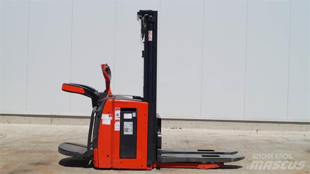 Linde L20APi Transpallet uomo a terra