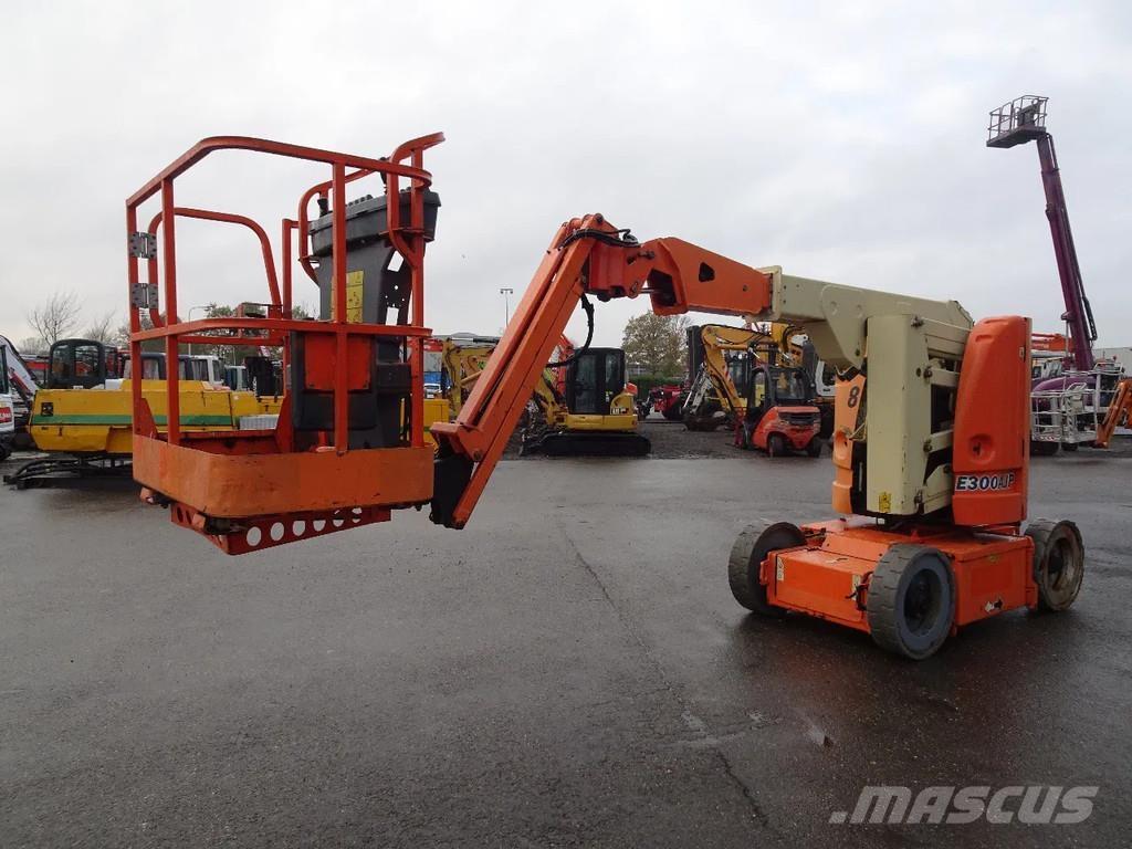 JLG E300AJP Piattaforme a braccio articolato