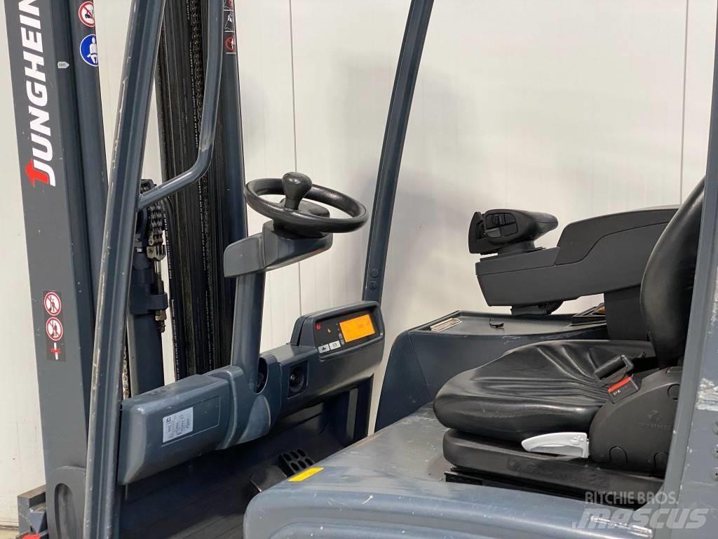 Jungheinrich EFG216k Carrelli elevatori elettrici