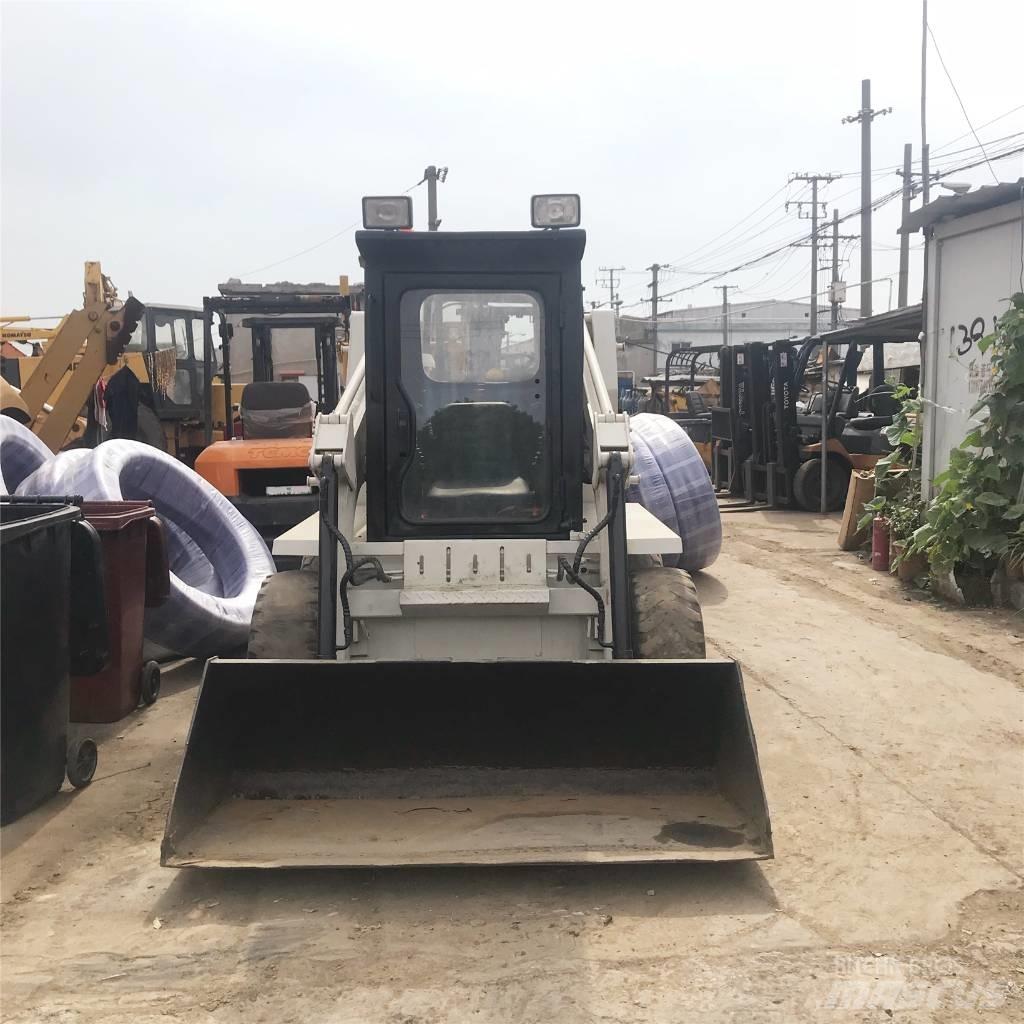 Bobcat S 130 Mini Pale Gommate