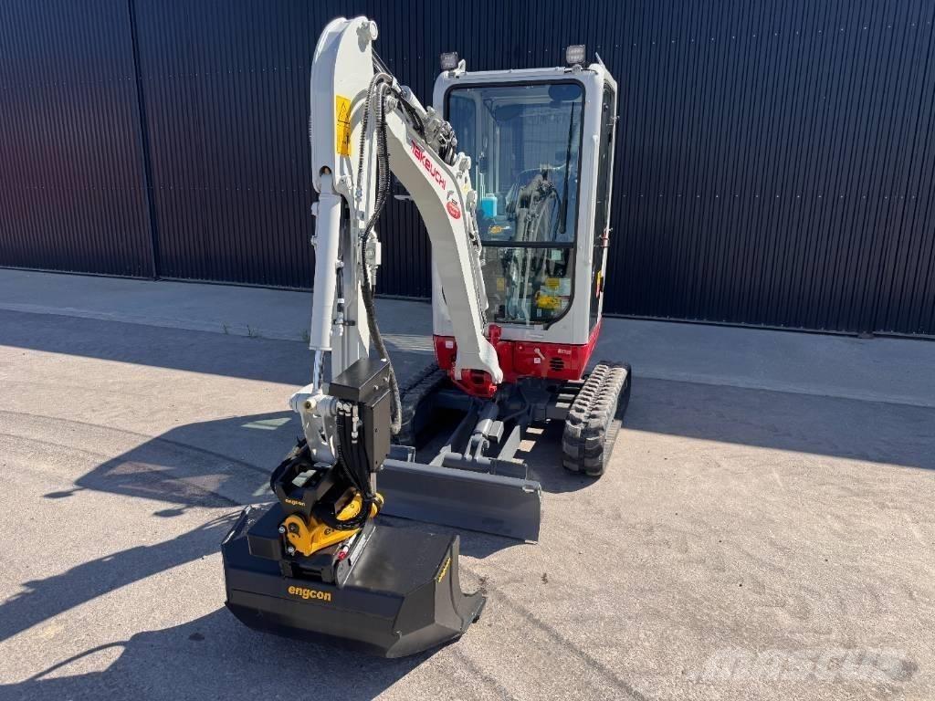 Takeuchi TB 320 Miniescavatori