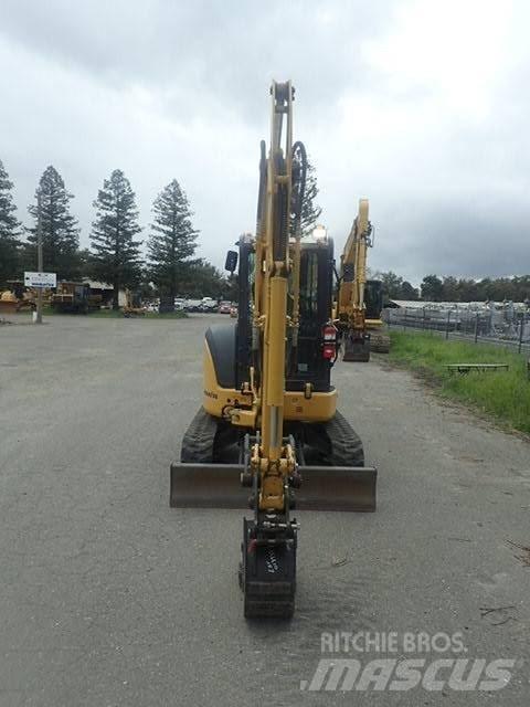 Komatsu PC35MR-5 Miniescavatori