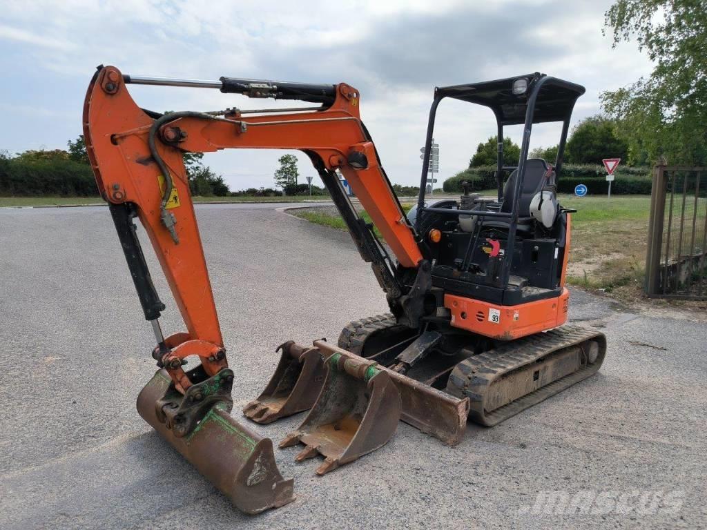 Hitachi ZX 26 U-5A Miniescavatori