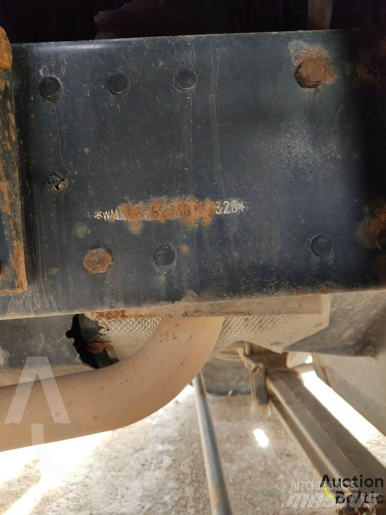 MAN L2000 Camion con sponde ribaltabili