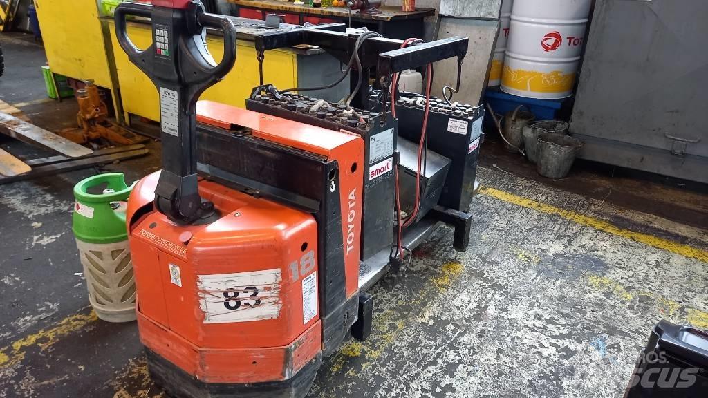 Toyota 7PM18 Transpallet manuale