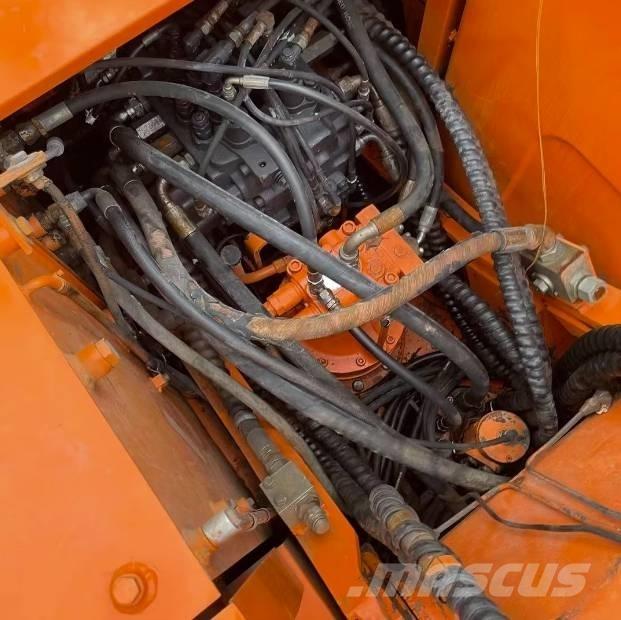Doosan DH150W-7 Escavatori gommati