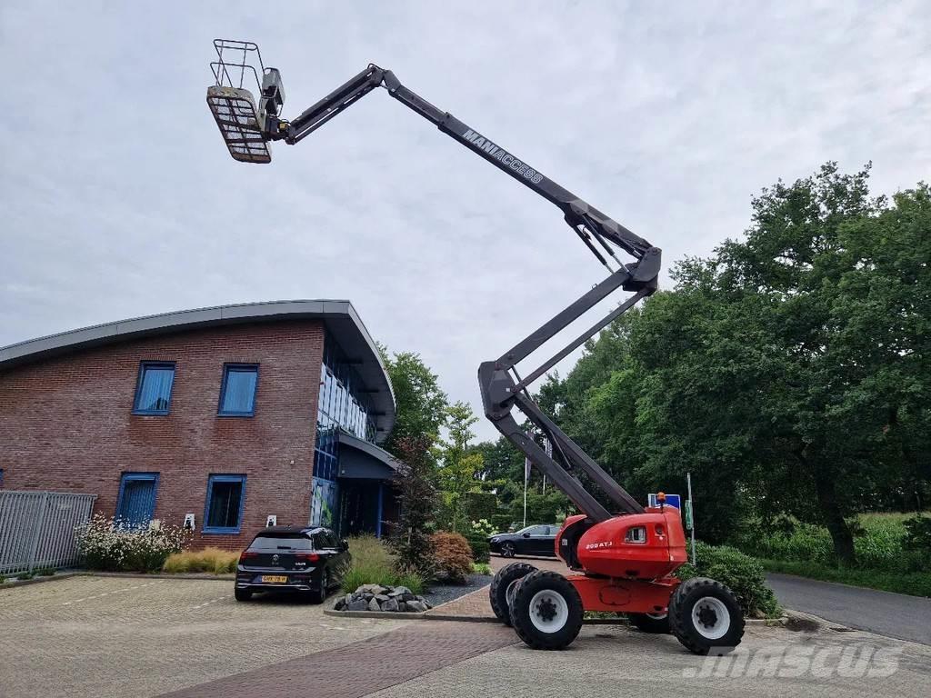 Manitou 200 ATJ Piattaforme a braccio articolato