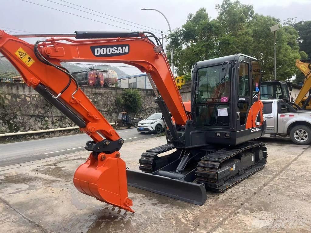 Doosan DX55-9C Miniescavatori